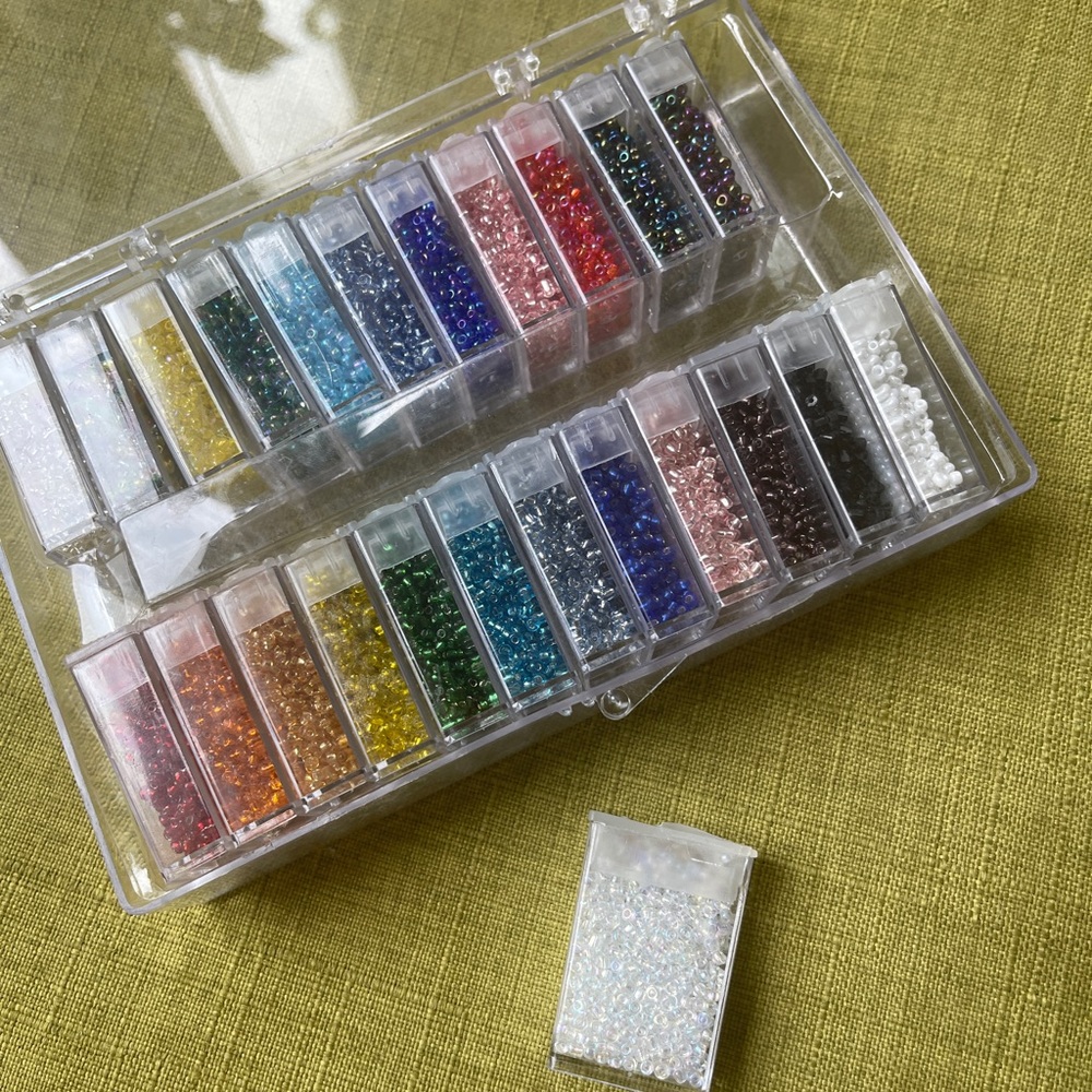 Bead Box - Picture 3 of 3